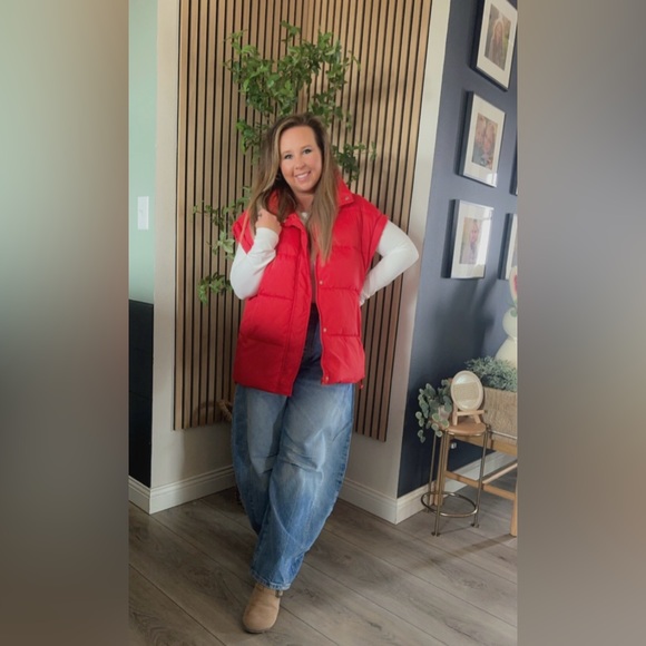 Meet your Posher, Kristin - Picture 2 of 3